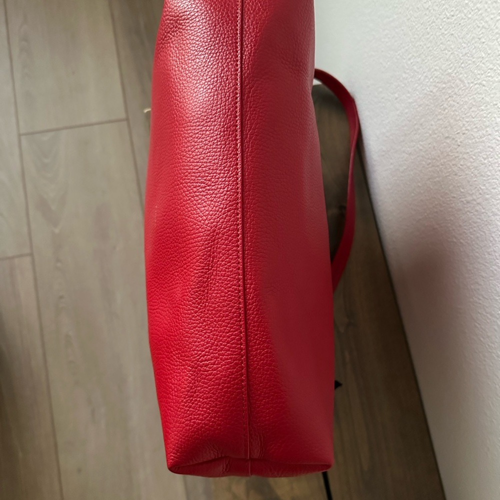 NWOT CUYANA Easy Tote Dbl Handle Limited Edition Crimson Red Leather Bag - Picture 7 of 9